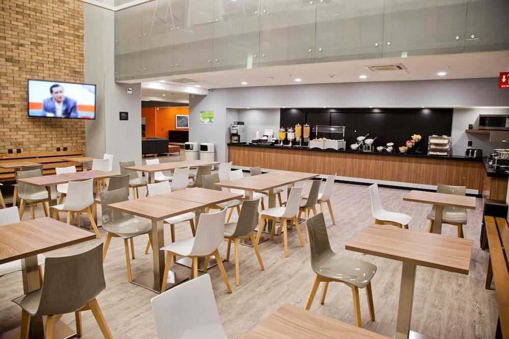 City Express Plus By Marriott Monterrey Nuevo Sur Εξωτερικό φωτογραφία