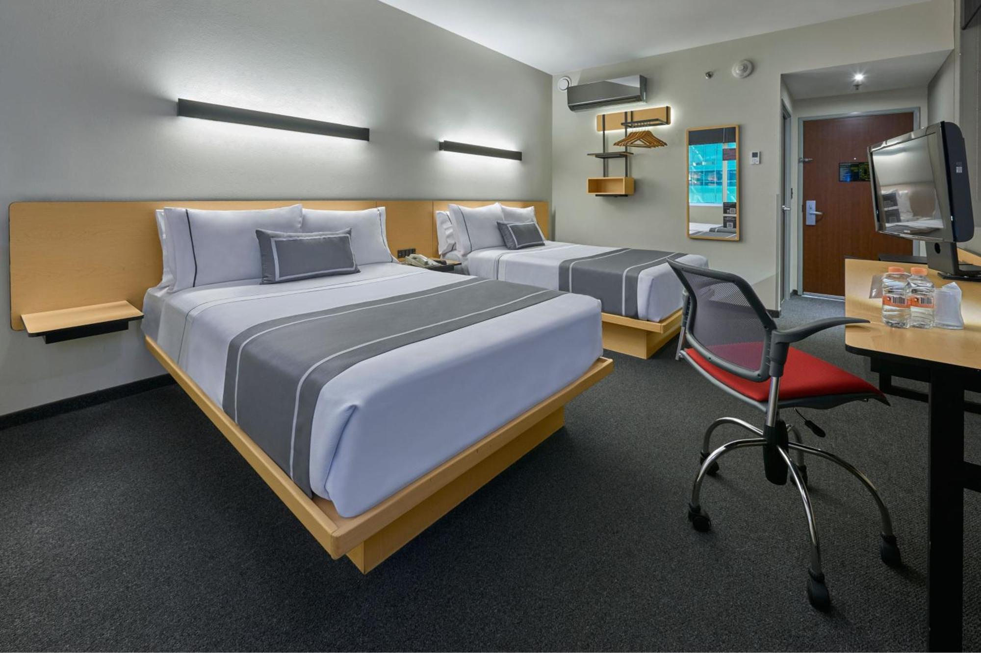 City Express Plus By Marriott Monterrey Nuevo Sur Εξωτερικό φωτογραφία